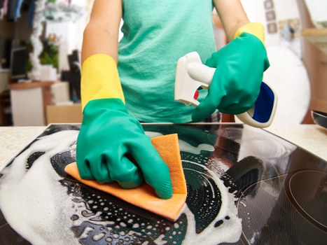 Move out cleaning service for a Shepherds Bush apartment building